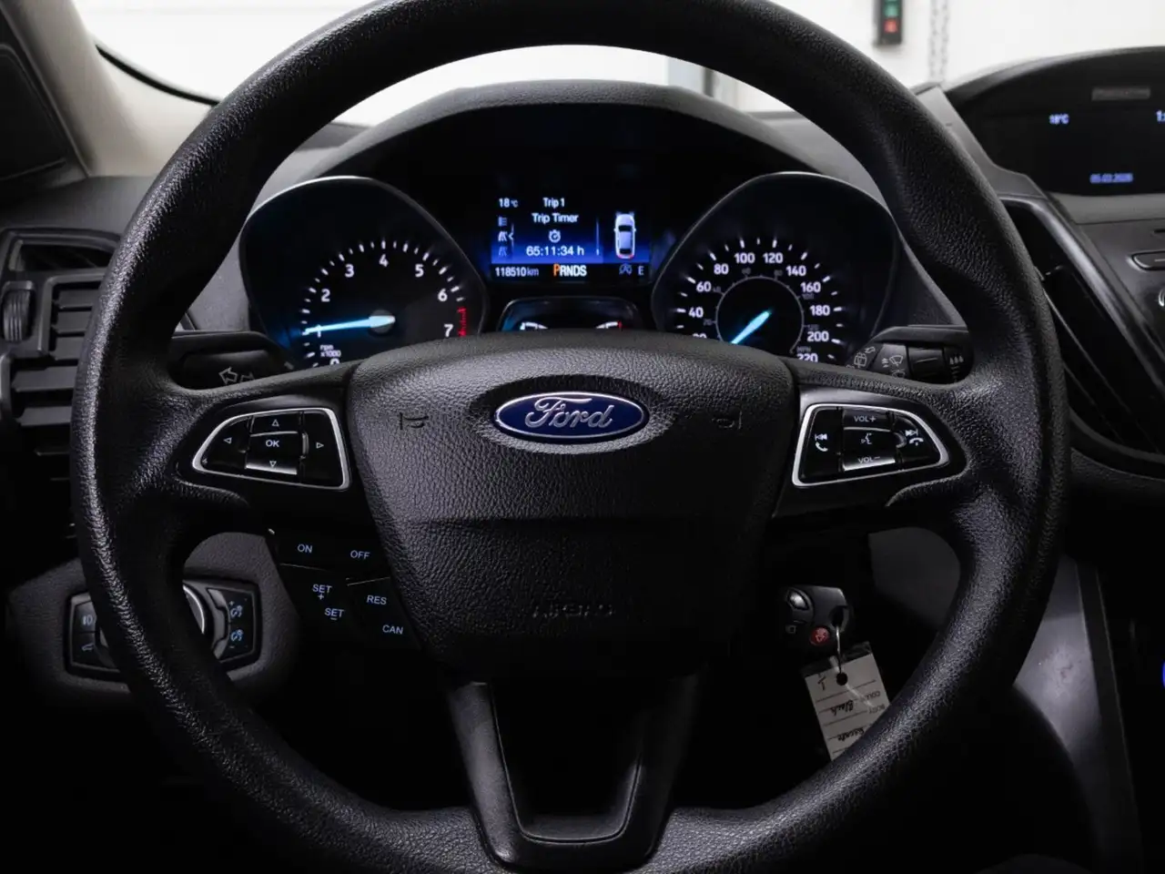 Ford Escape снимка Ford Escape