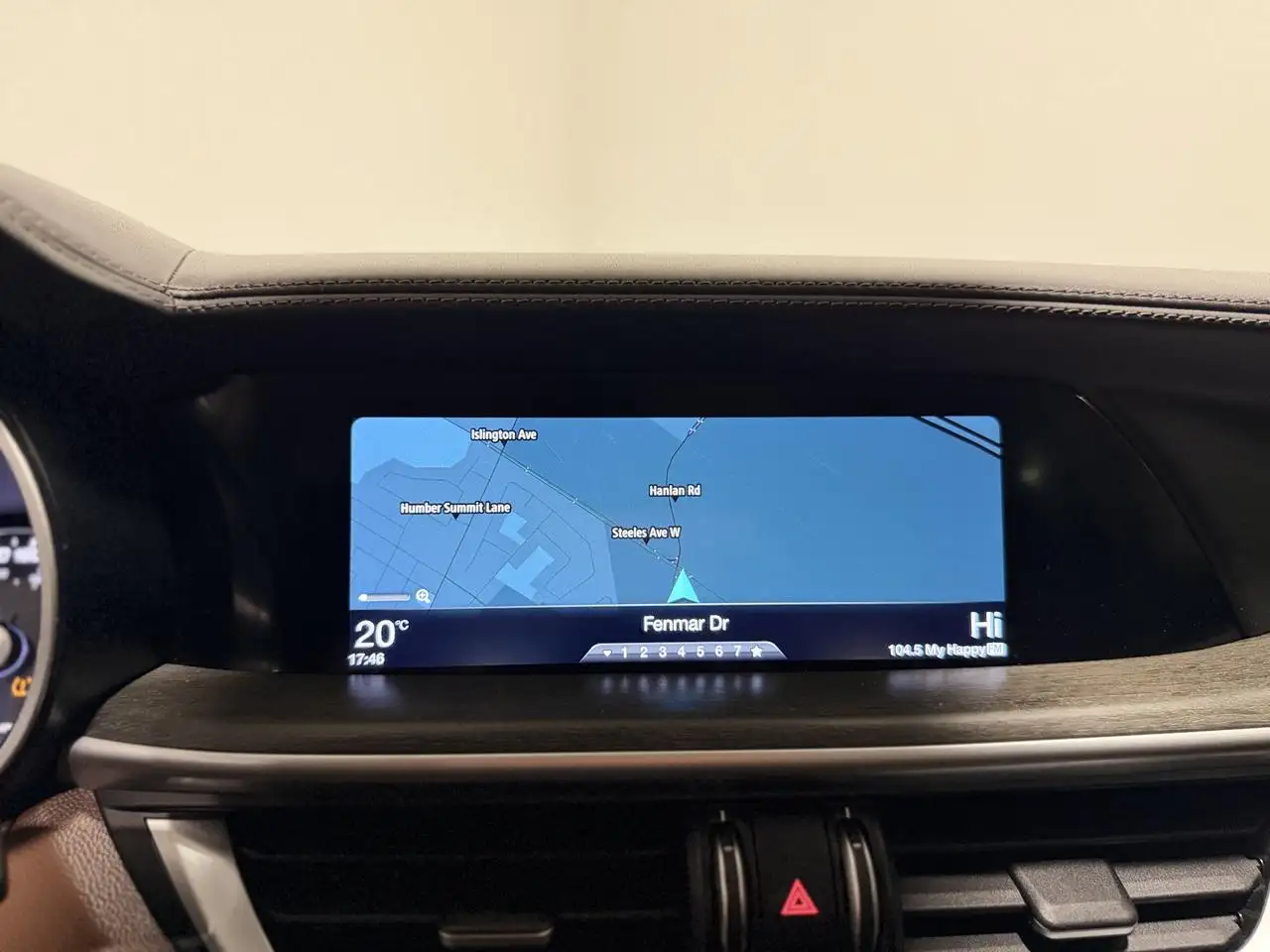 Alfa Romeo Stelvio photo Alfa Romeo Stelvio