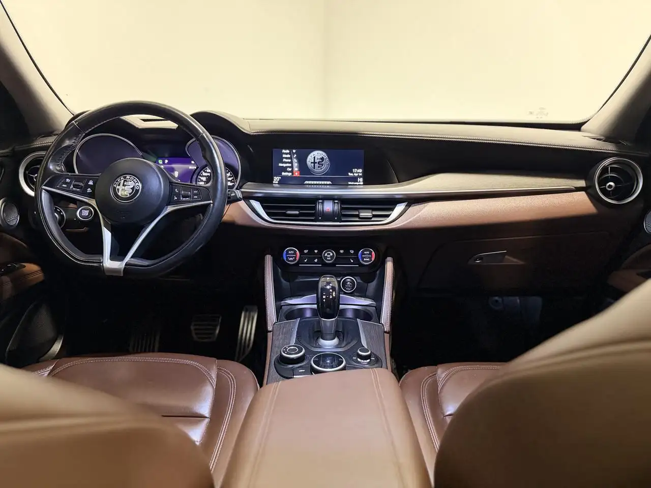 Alfa Romeo Stelvio photo Alfa Romeo Stelvio