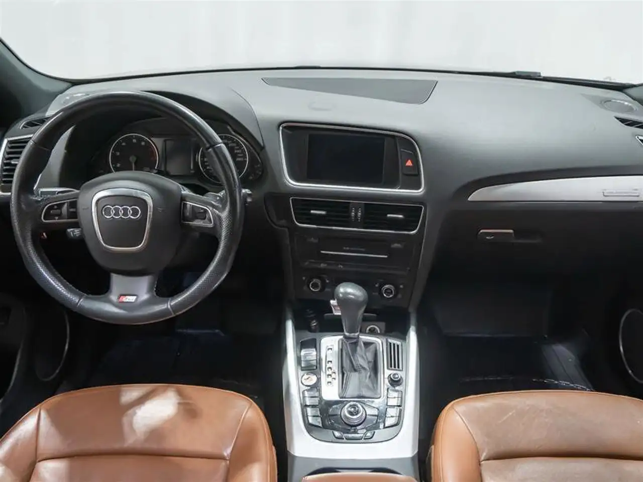 Audi Q5 снимка Audi Q5