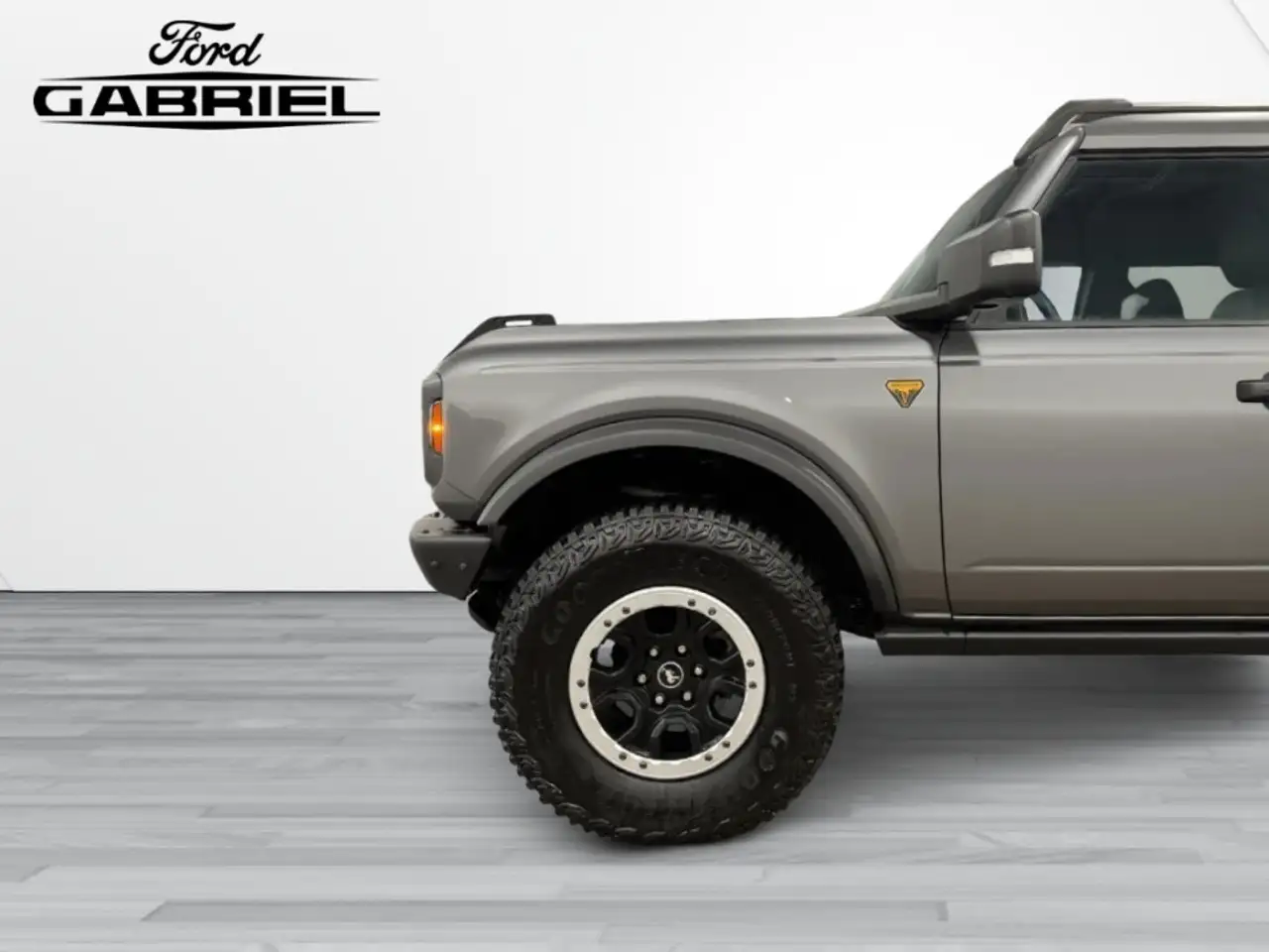 Ford Bronco снимка Ford Bronco