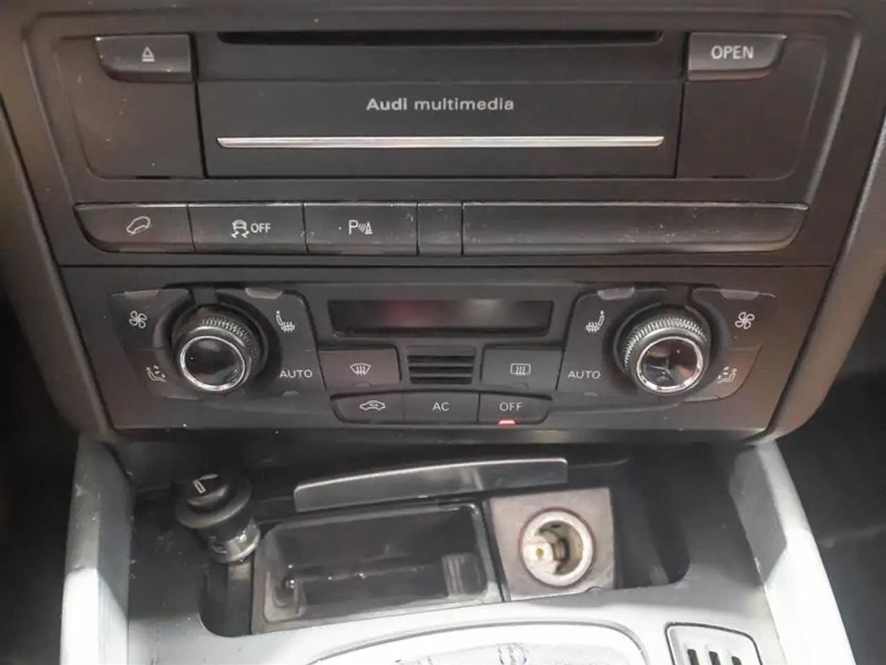 Audi Q5 снимка Audi Q5