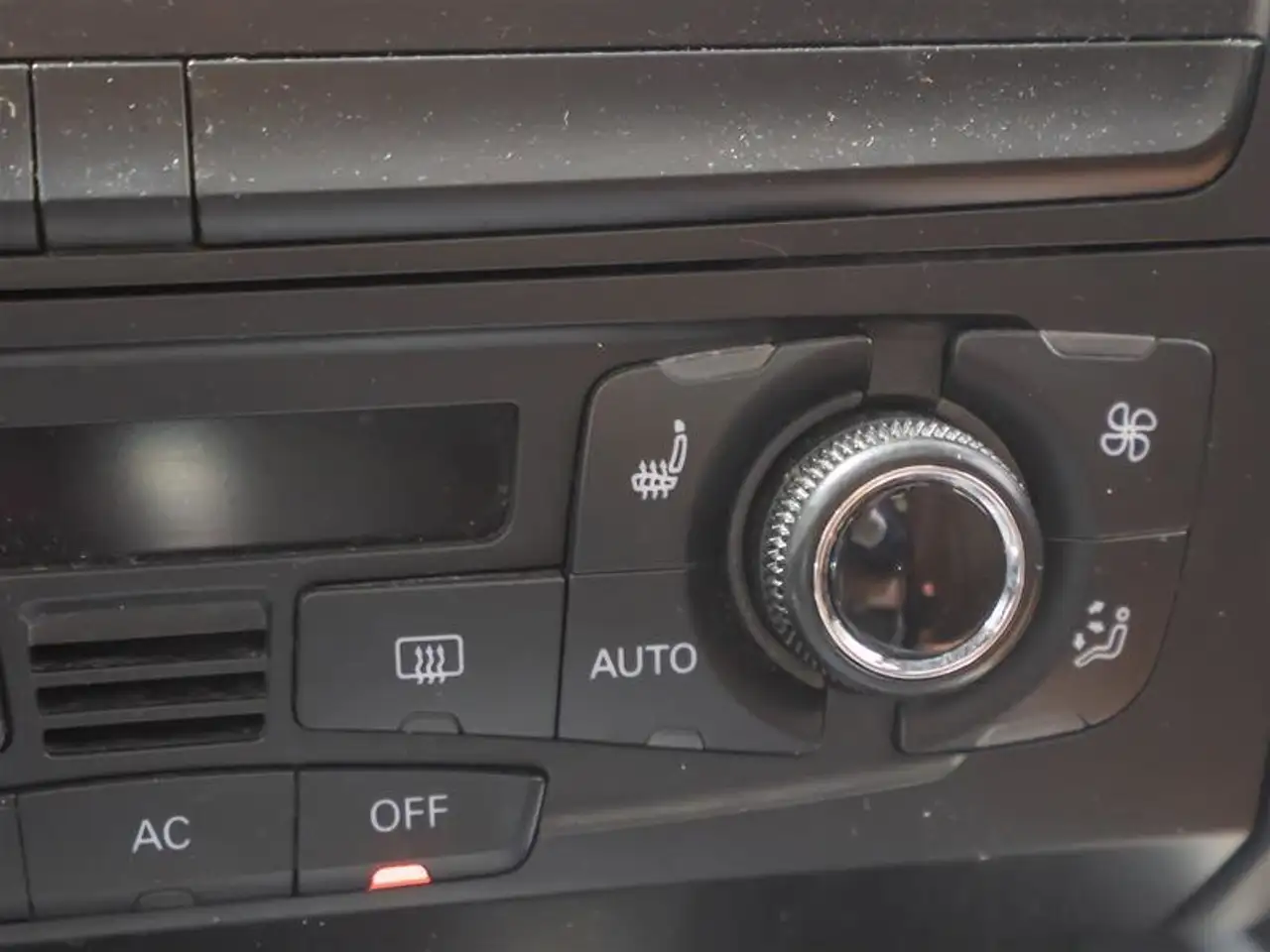 Audi Q5 снимка Audi Q5