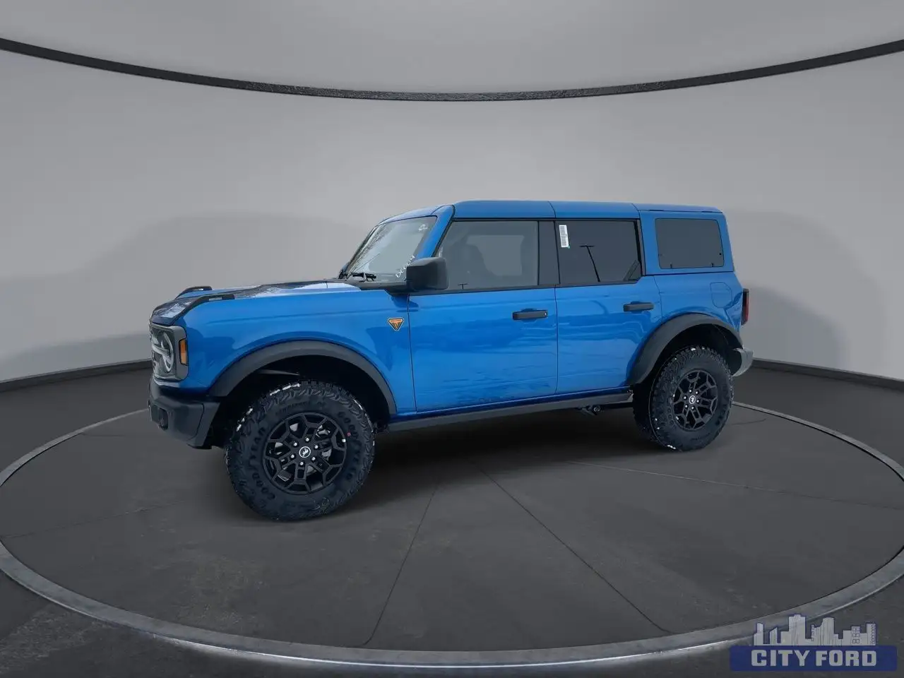 Ford Bronco photo Ford Bronco