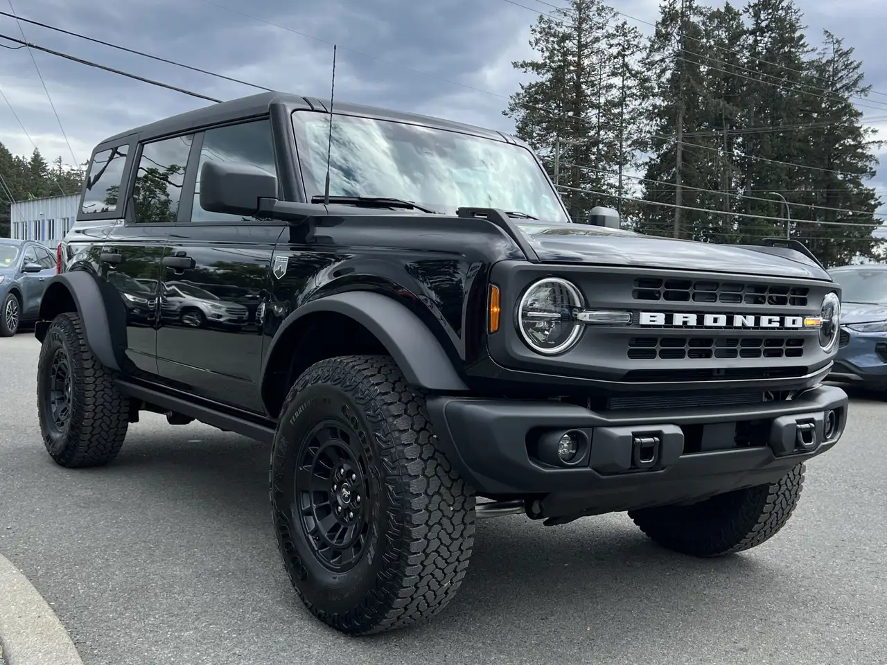 Ford Bronco снимка Ford Bronco