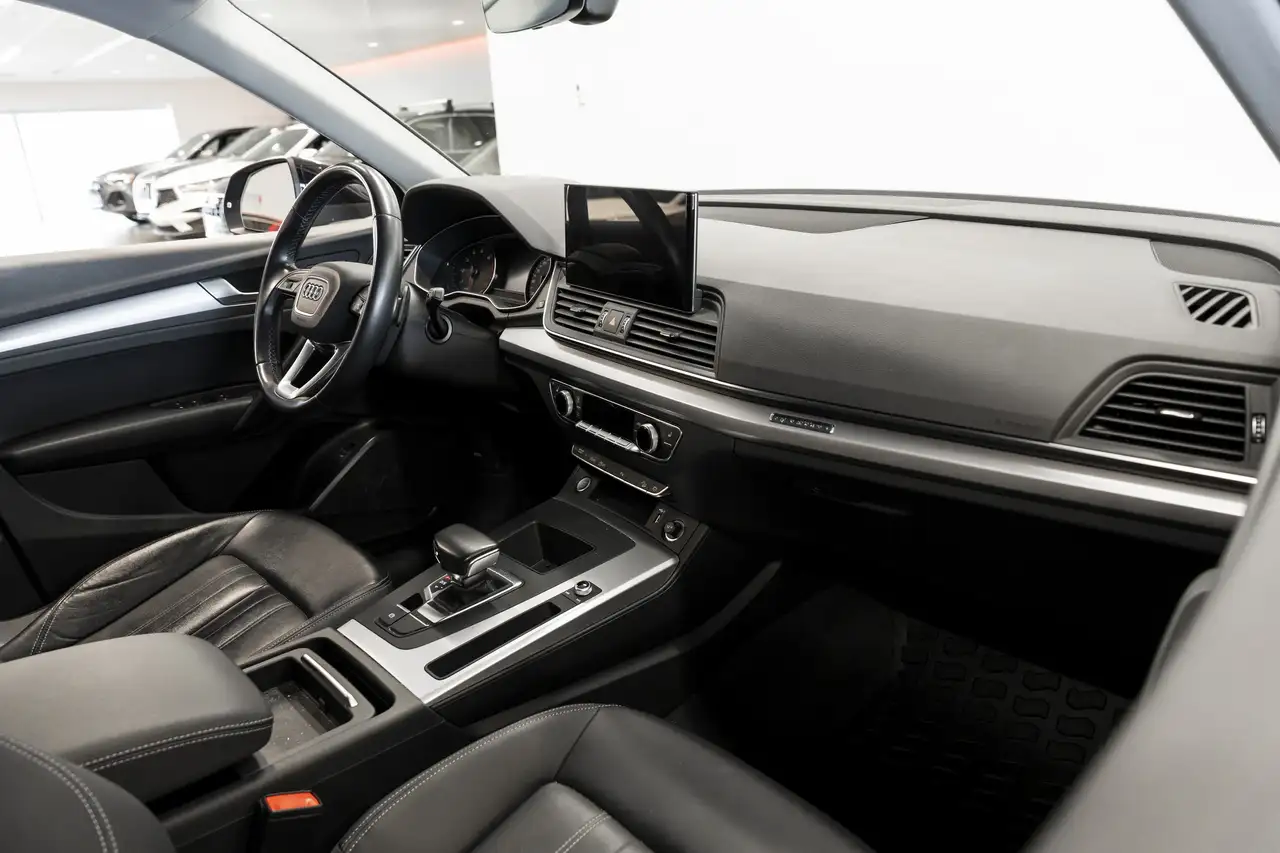Audi Q5 снимка Audi Q5