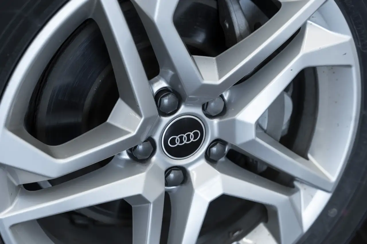 Audi Q5 снимка Audi Q5