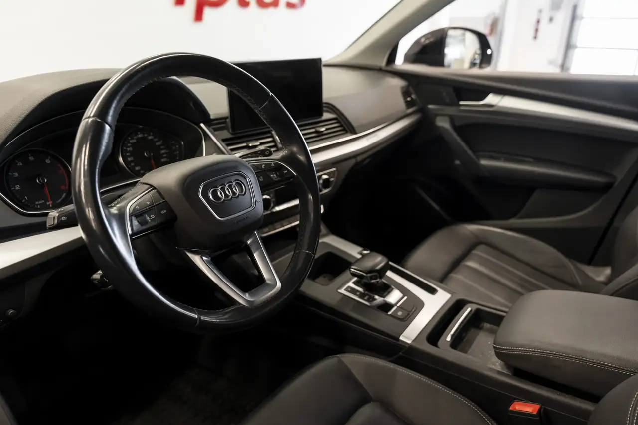 Audi Q5 снимка Audi Q5