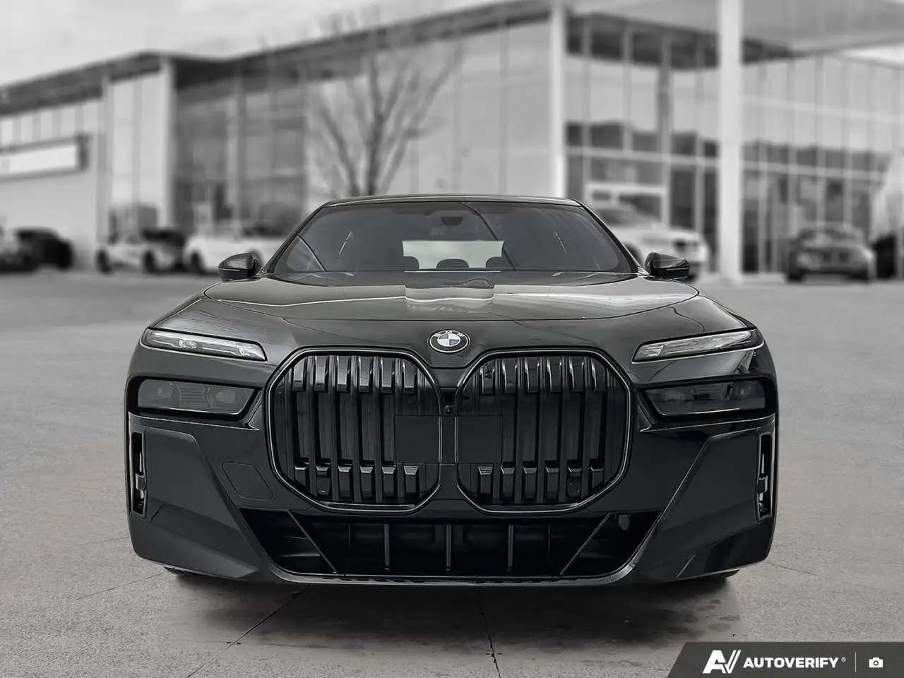 BMW 7 Series photo BMW 7 Series