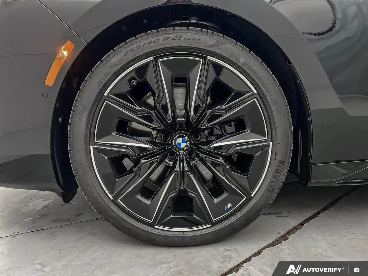 BMW 7 Series photo BMW 7 Series
