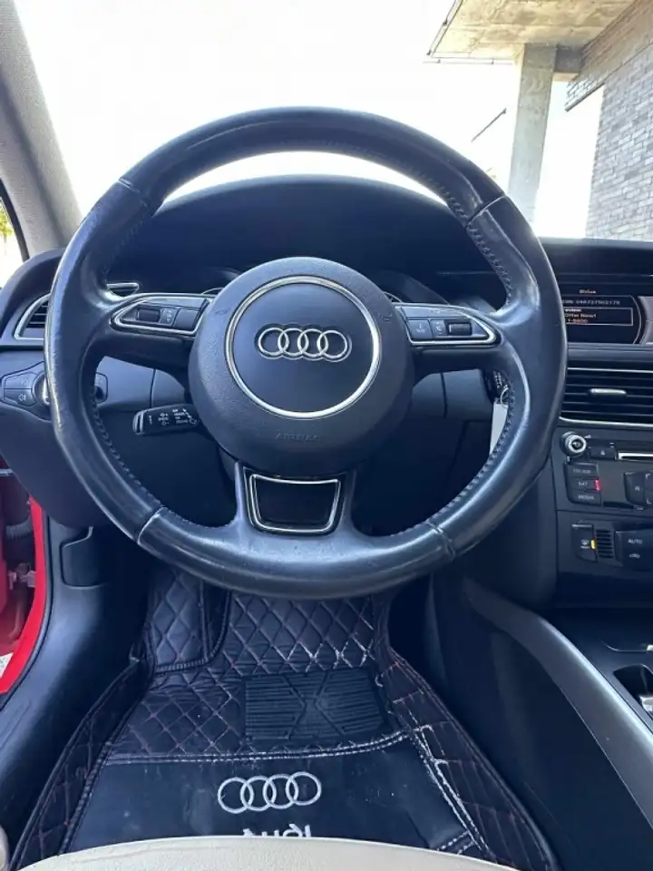 Audi A4 photo Audi A4
