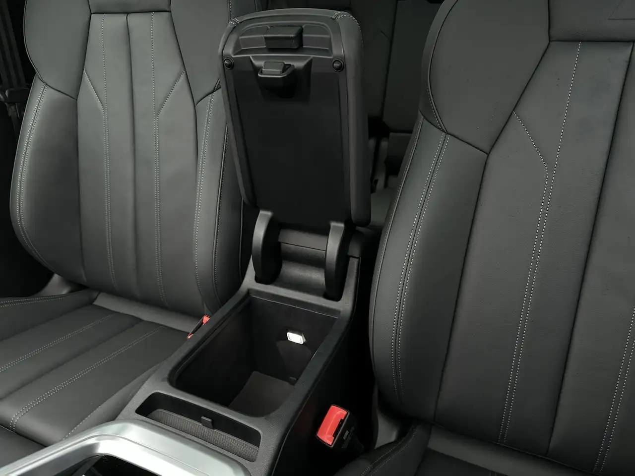 Audi Q5 photo Audi Q5