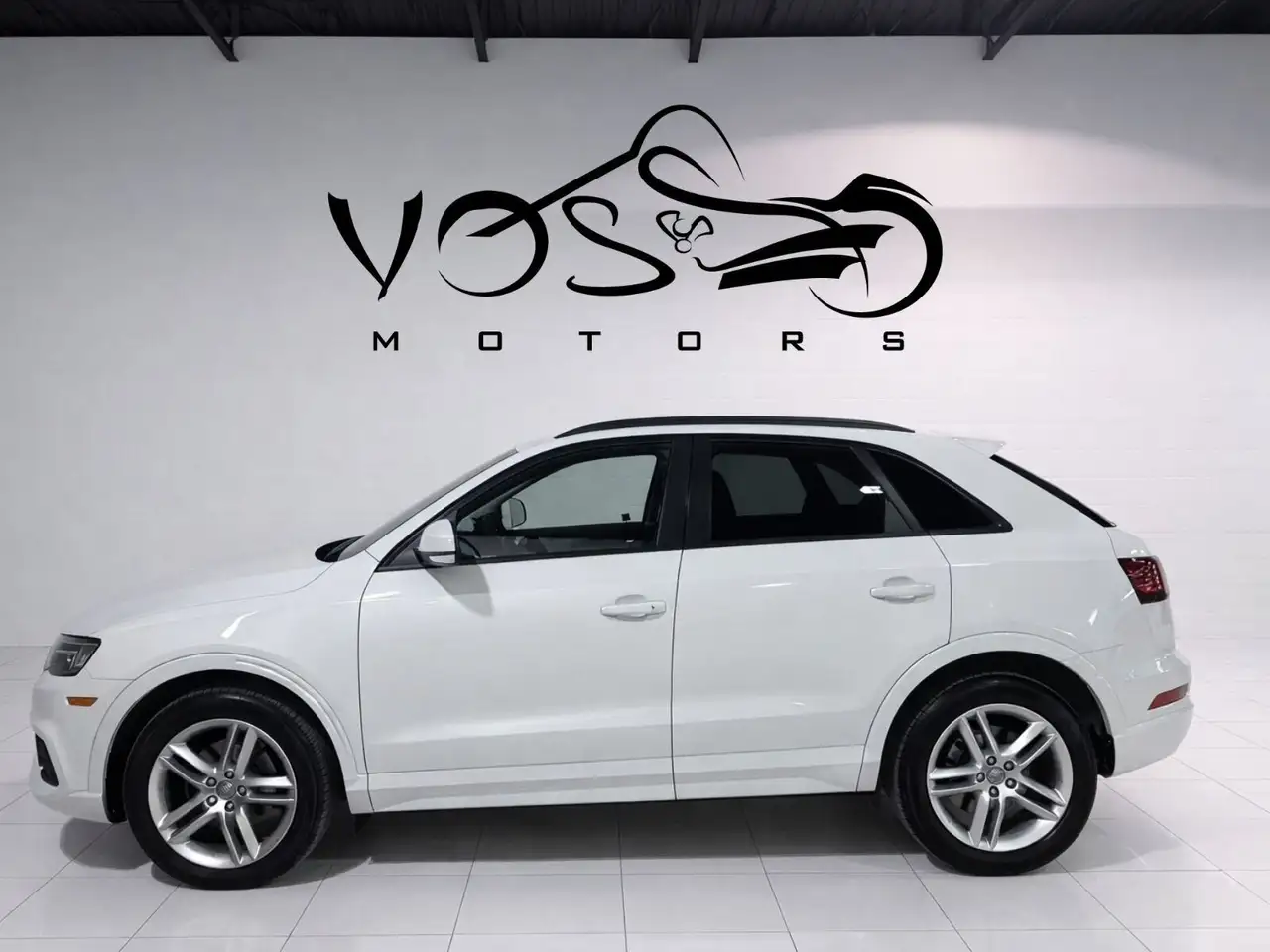 Audi Q3 photo Audi Q3