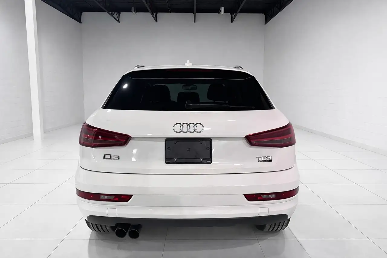 Audi Q3 photo Audi Q3