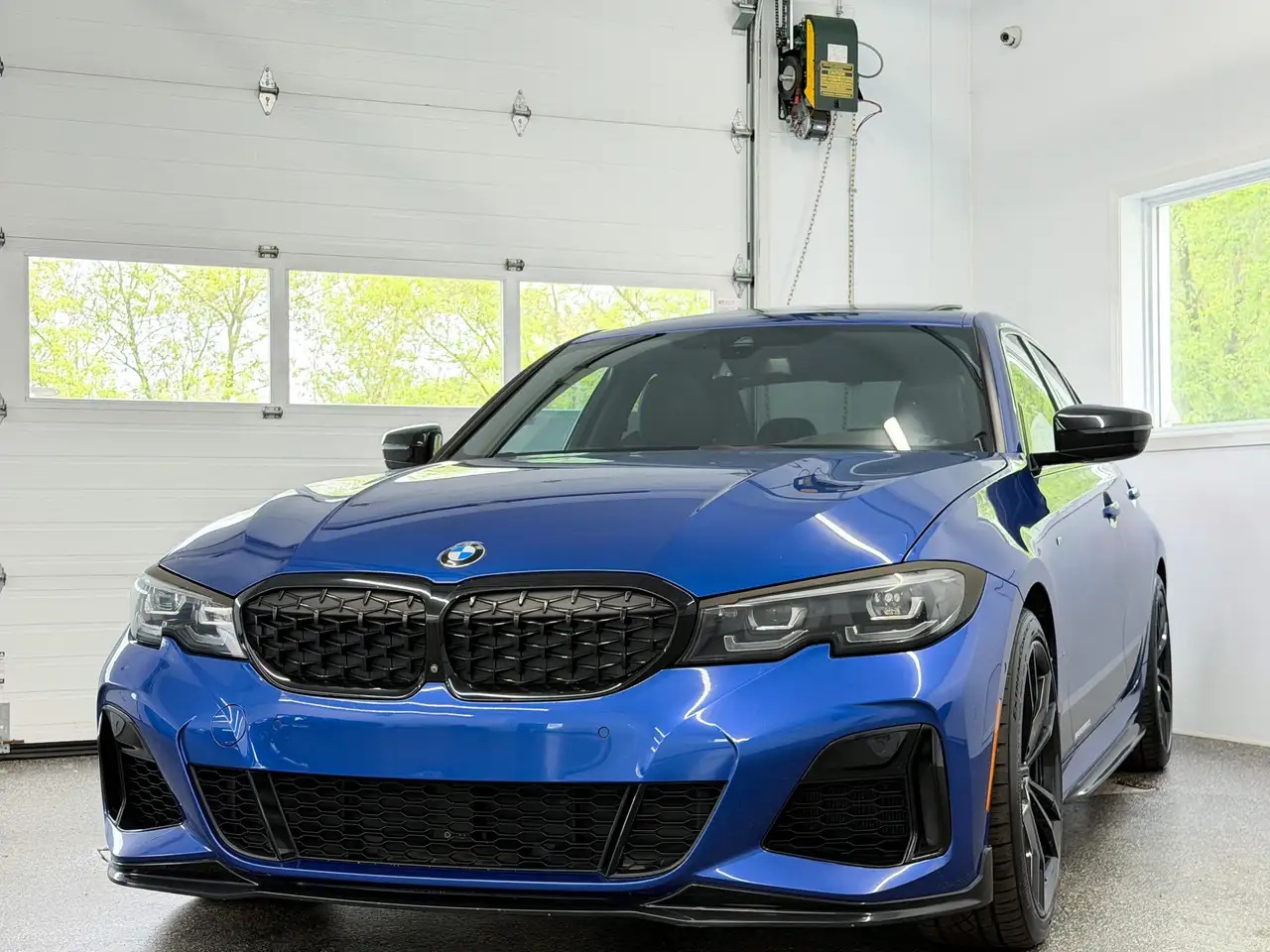 BMW 3 Series photo BMW 3 Series