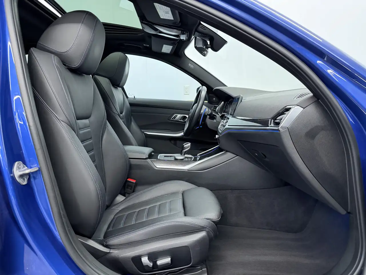 BMW 3 Series photo BMW 3 Series