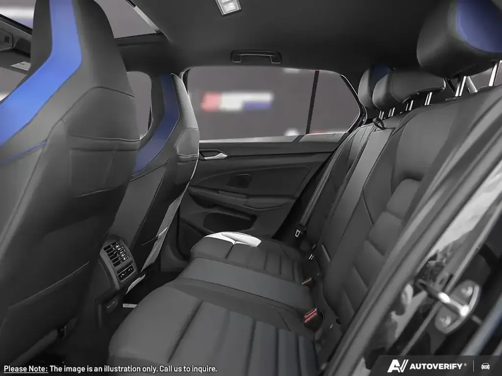 Volkswagen Golf R снимка Volkswagen Golf R