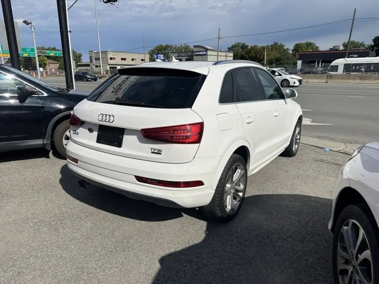 Audi Q3 photo Audi Q3