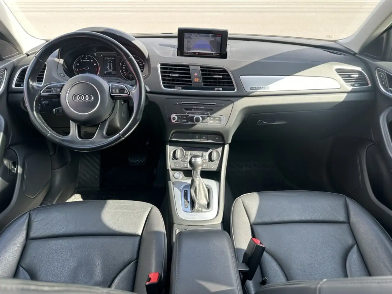 Audi Q3 photo Audi Q3