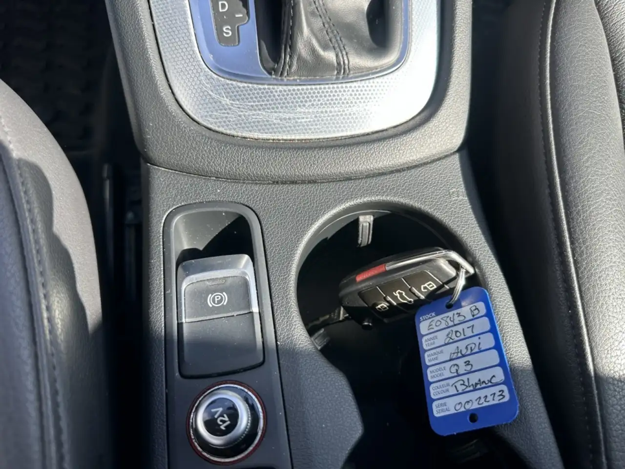 Audi Q3 photo Audi Q3