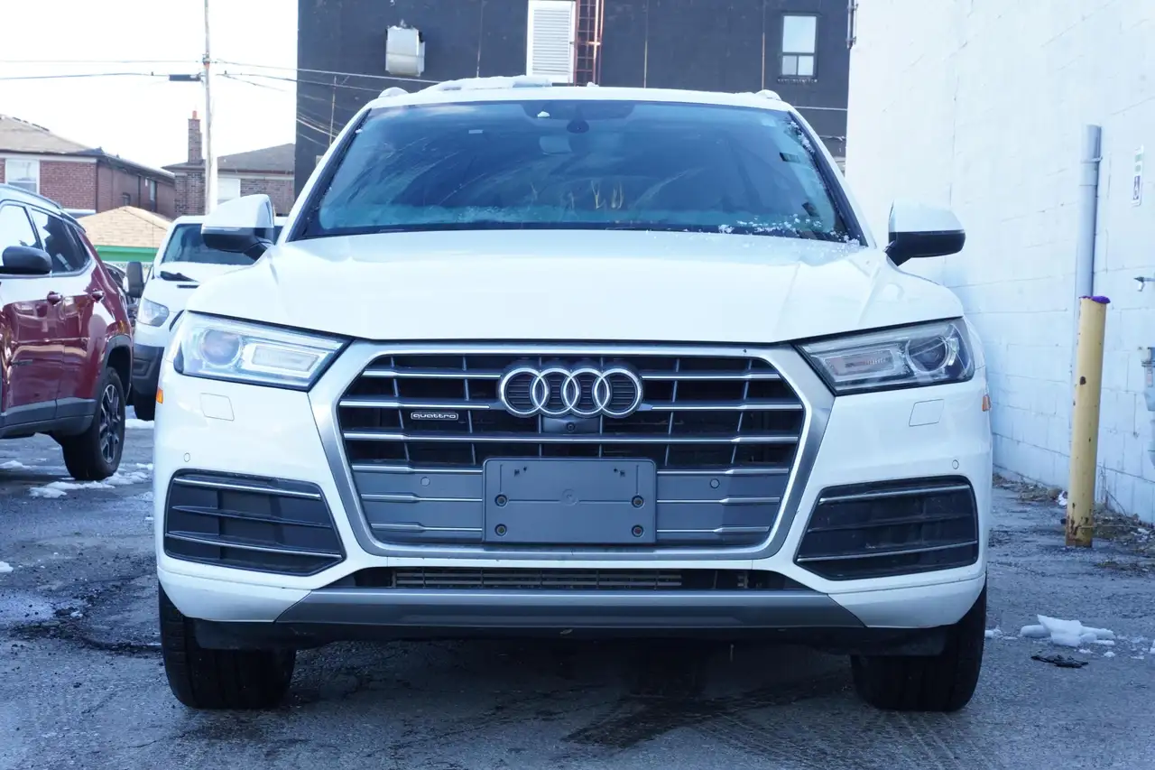Audi Q5 снимка Audi Q5