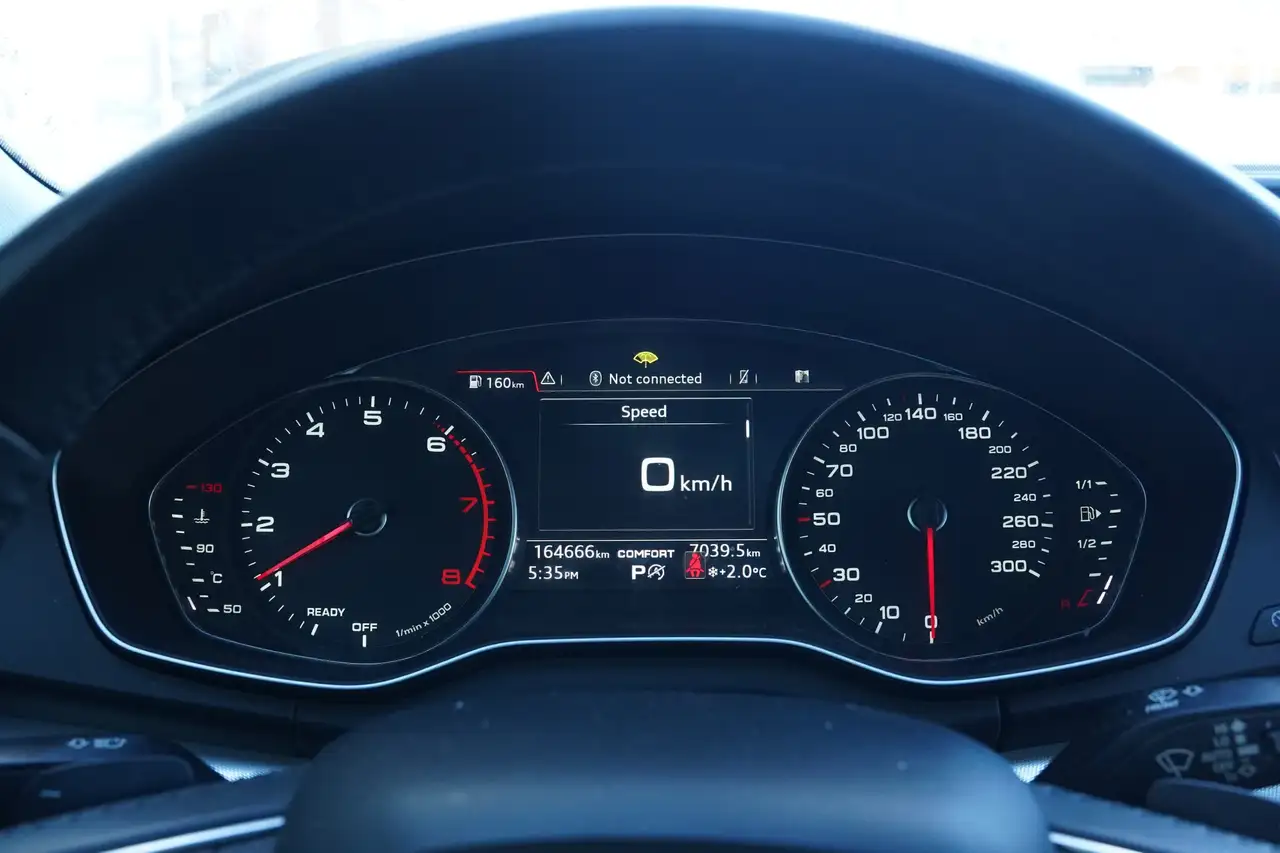 Audi Q5 снимка Audi Q5