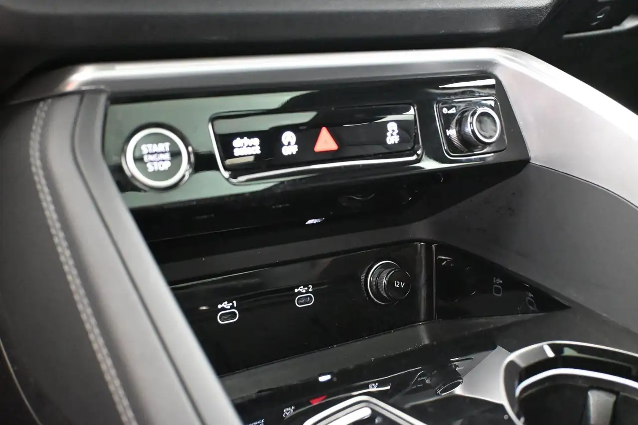 Audi Q5 снимка Audi Q5