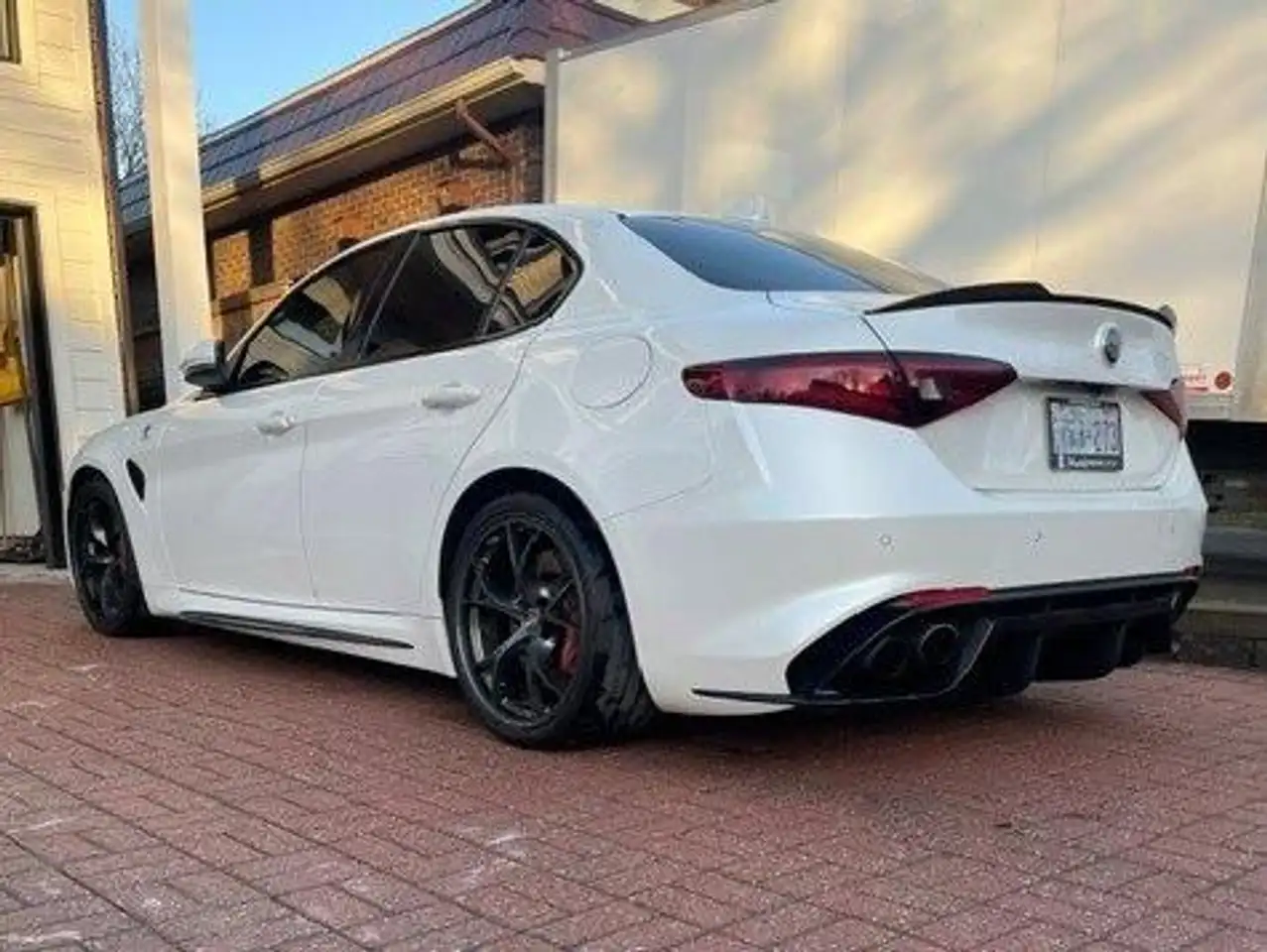Alfa Romeo Giulia снимка Alfa Romeo Giulia