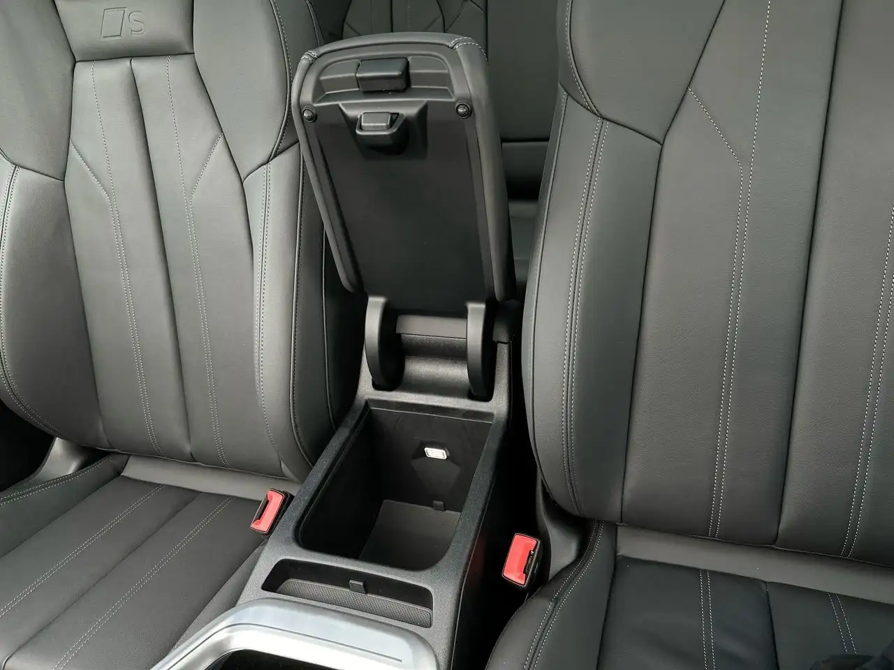 Audi Q5 снимка Audi Q5