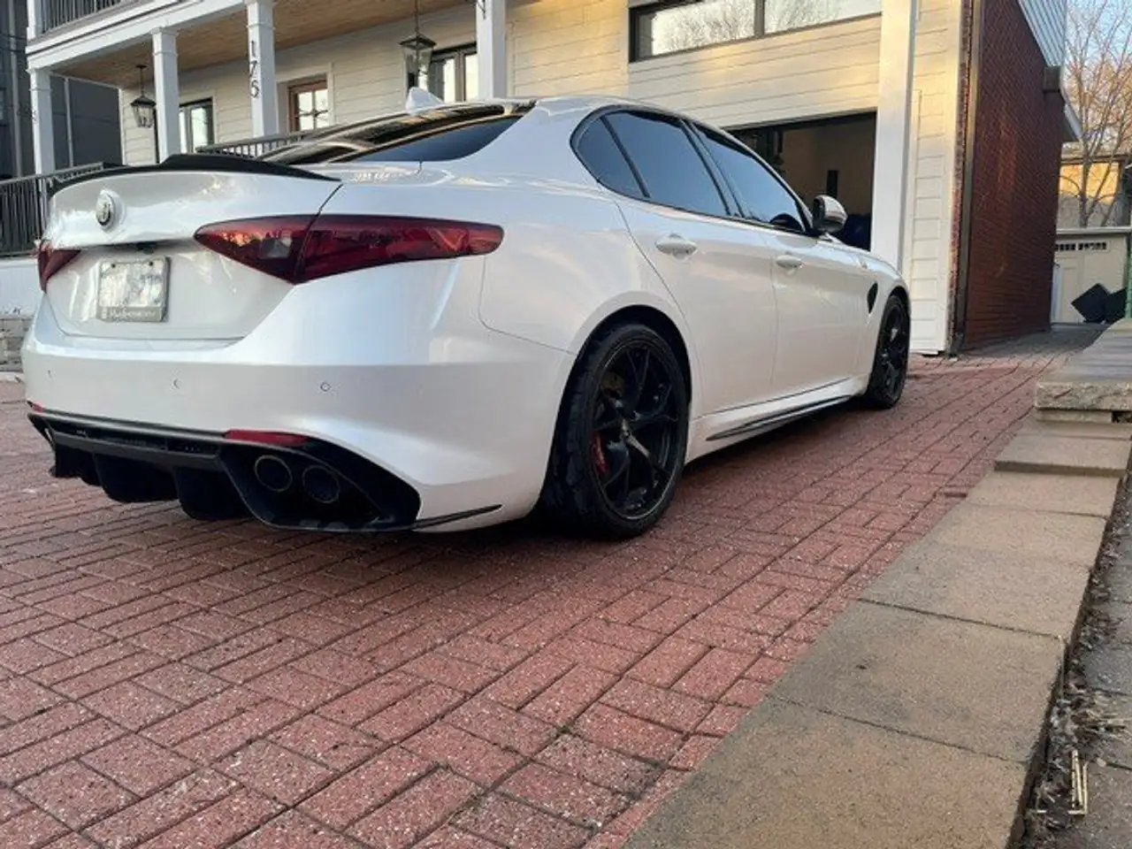 Alfa Romeo Giulia снимка Alfa Romeo Giulia