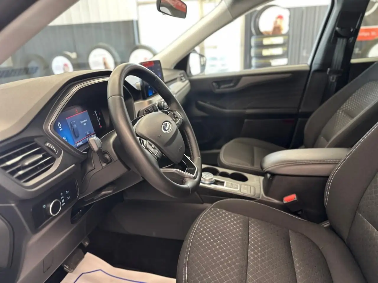 Ford Escape photo Ford Escape