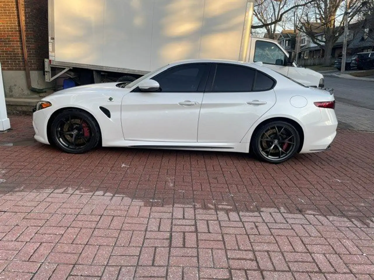 Alfa Romeo Giulia снимка Alfa Romeo Giulia