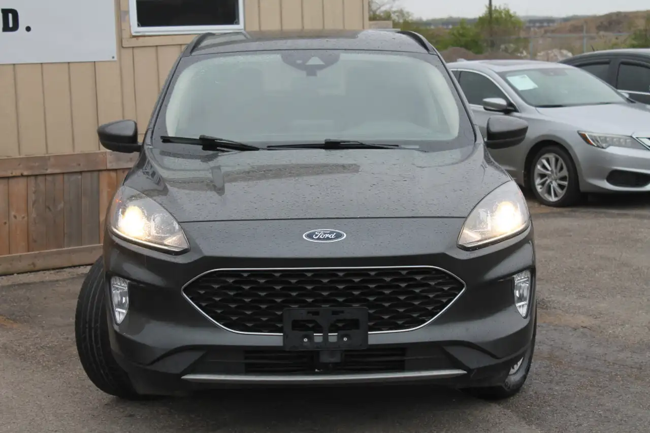 Ford Escape снимка Ford Escape