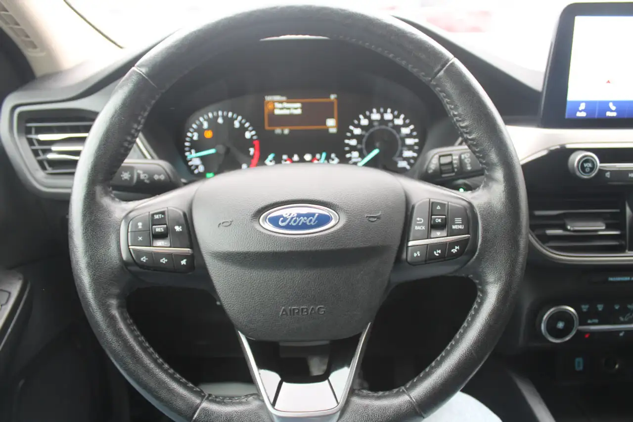 Ford Escape снимка Ford Escape