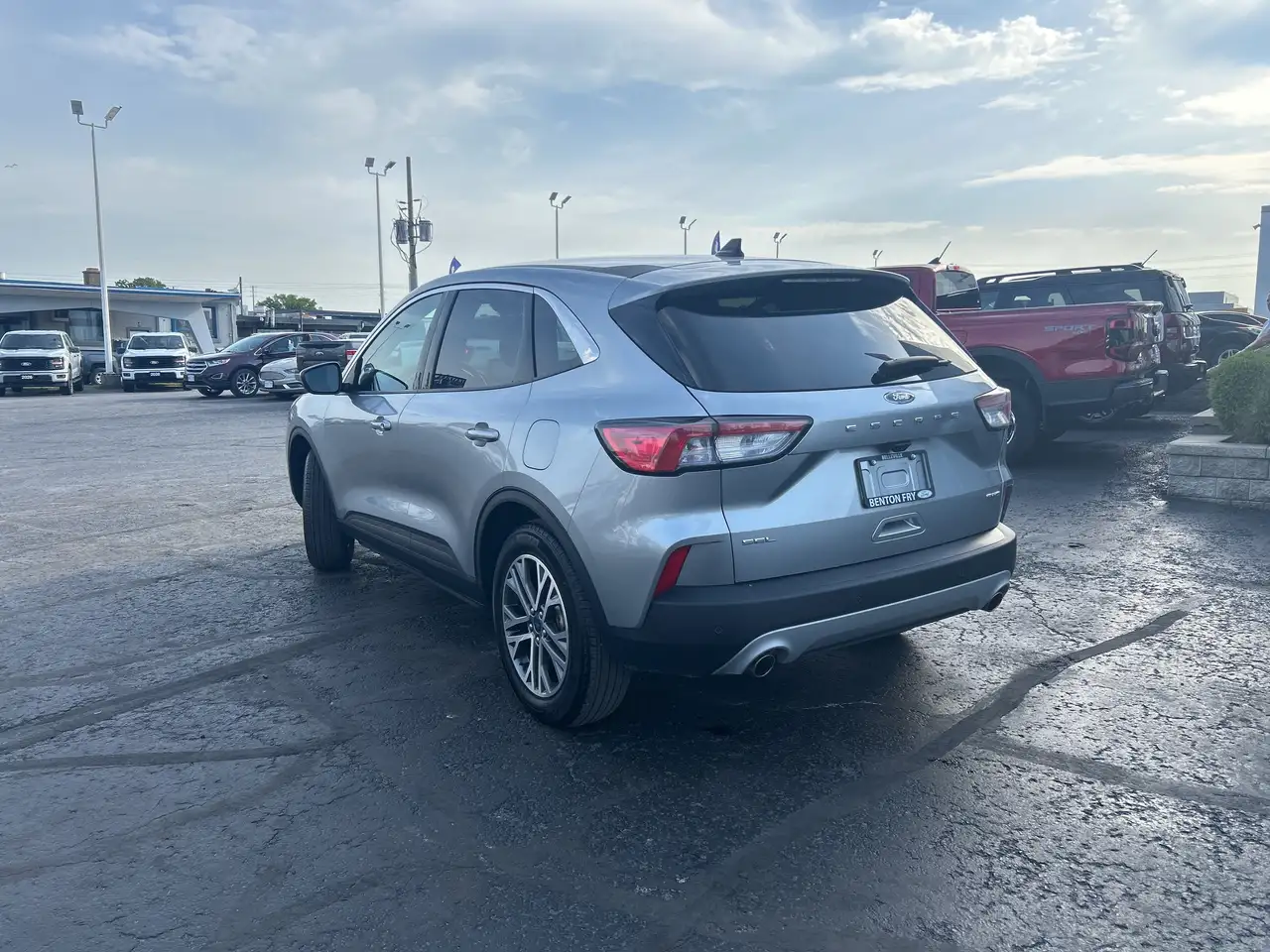 Ford Escape photo Ford Escape