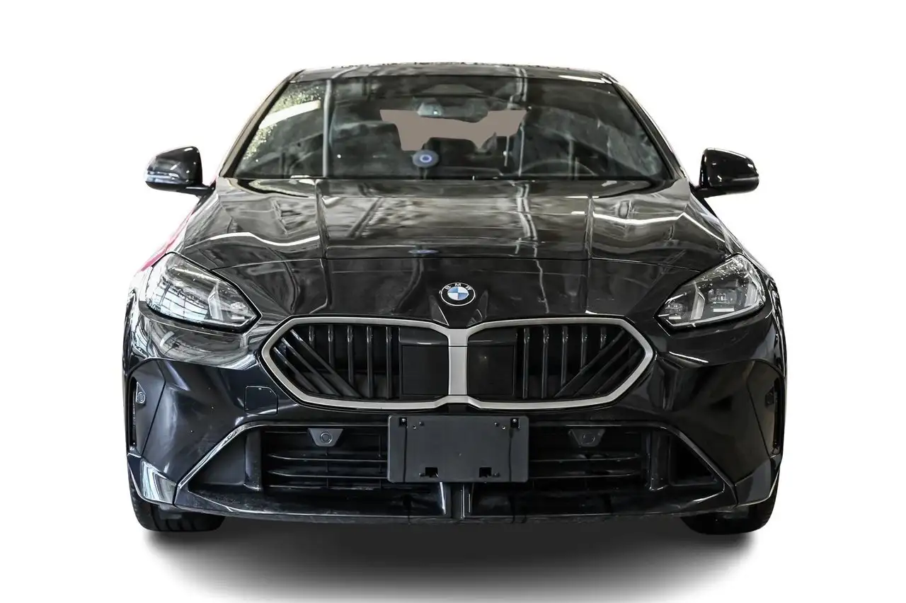 BMW 2 Series снимка BMW 2 Series