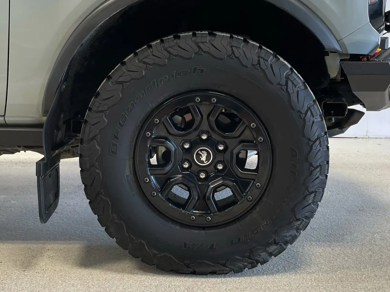 Ford Bronco photo Ford Bronco