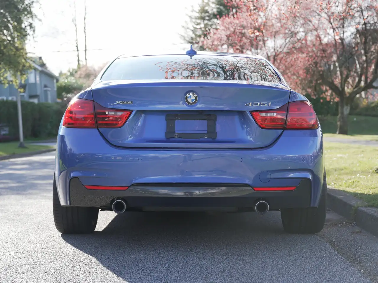BMW 4 Series снимка BMW 4 Series
