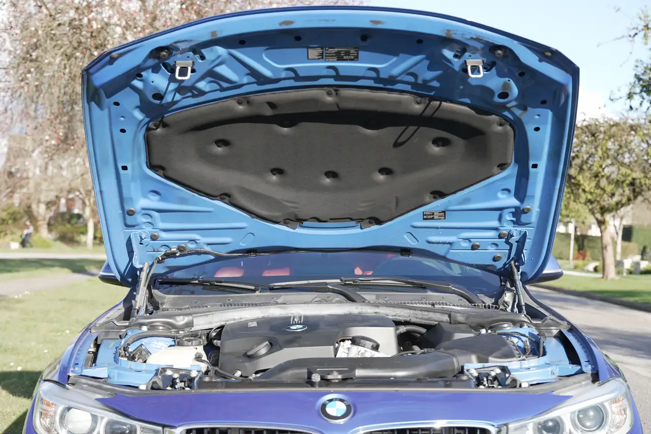 BMW 4 Series снимка BMW 4 Series