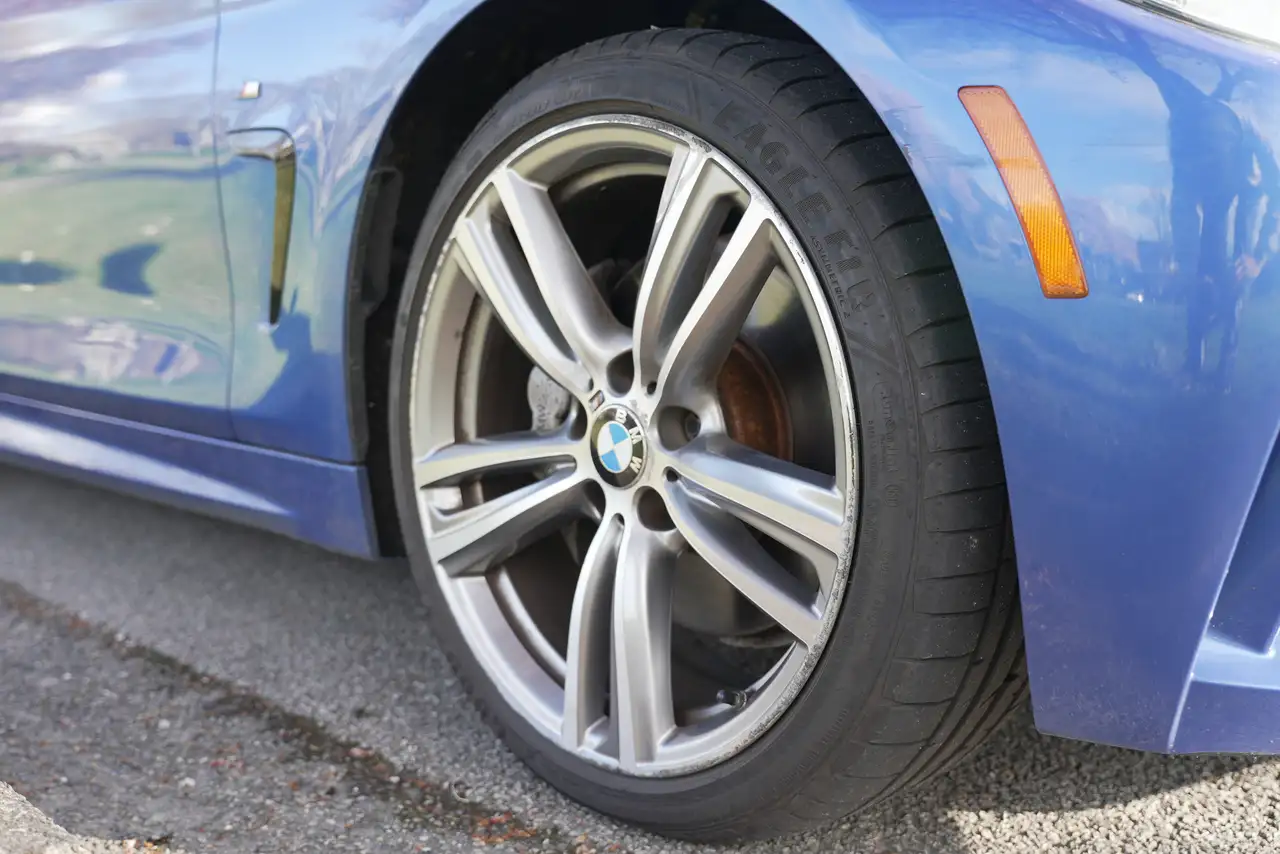 BMW 4 Series снимка BMW 4 Series