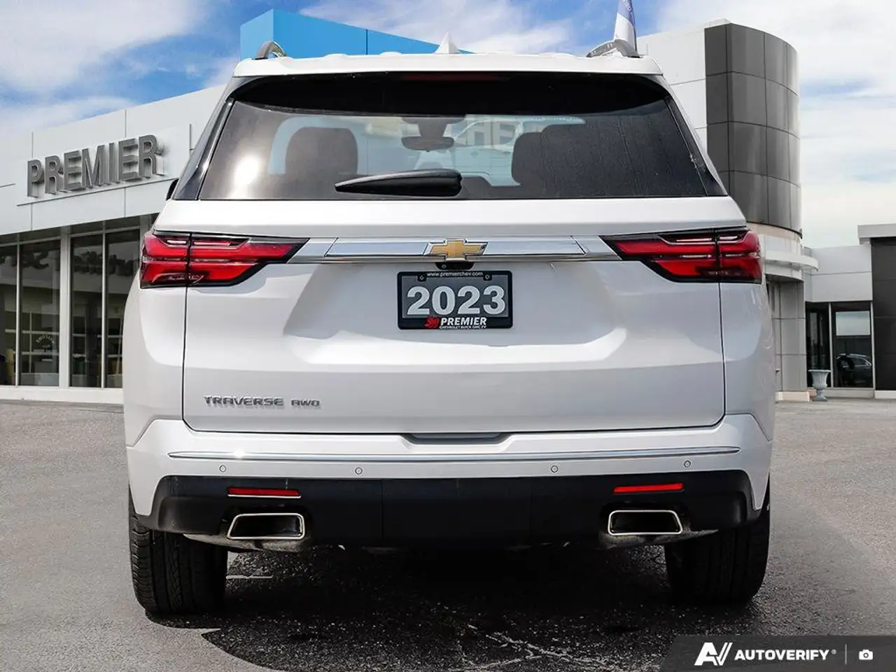 Chevrolet Traverse photo Chevrolet Traverse