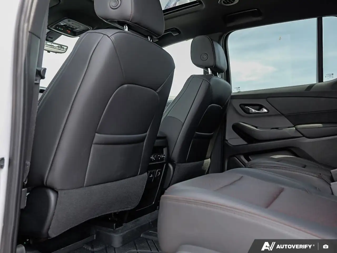Chevrolet Traverse photo Chevrolet Traverse
