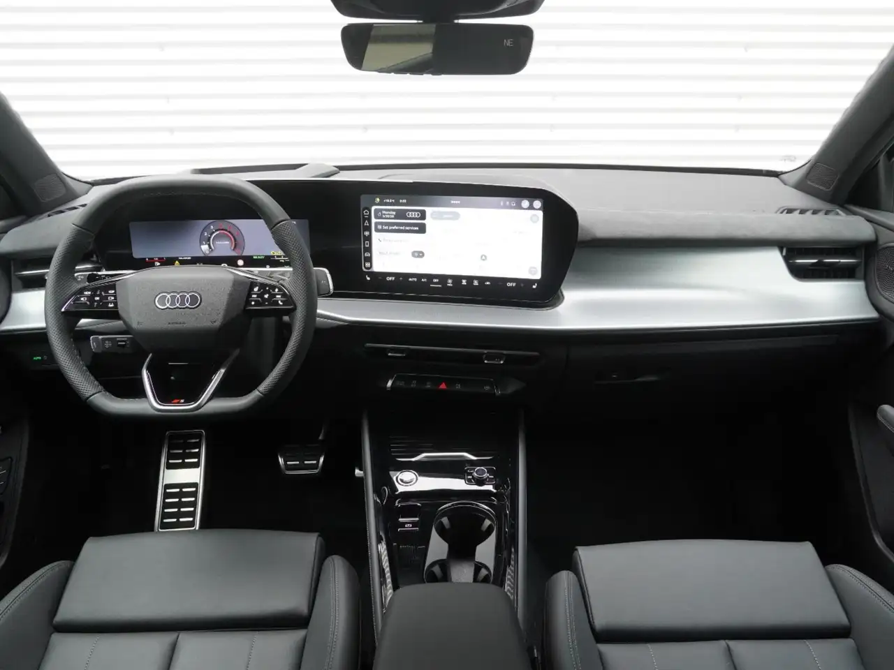 Audi Q3 photo Audi Q3
