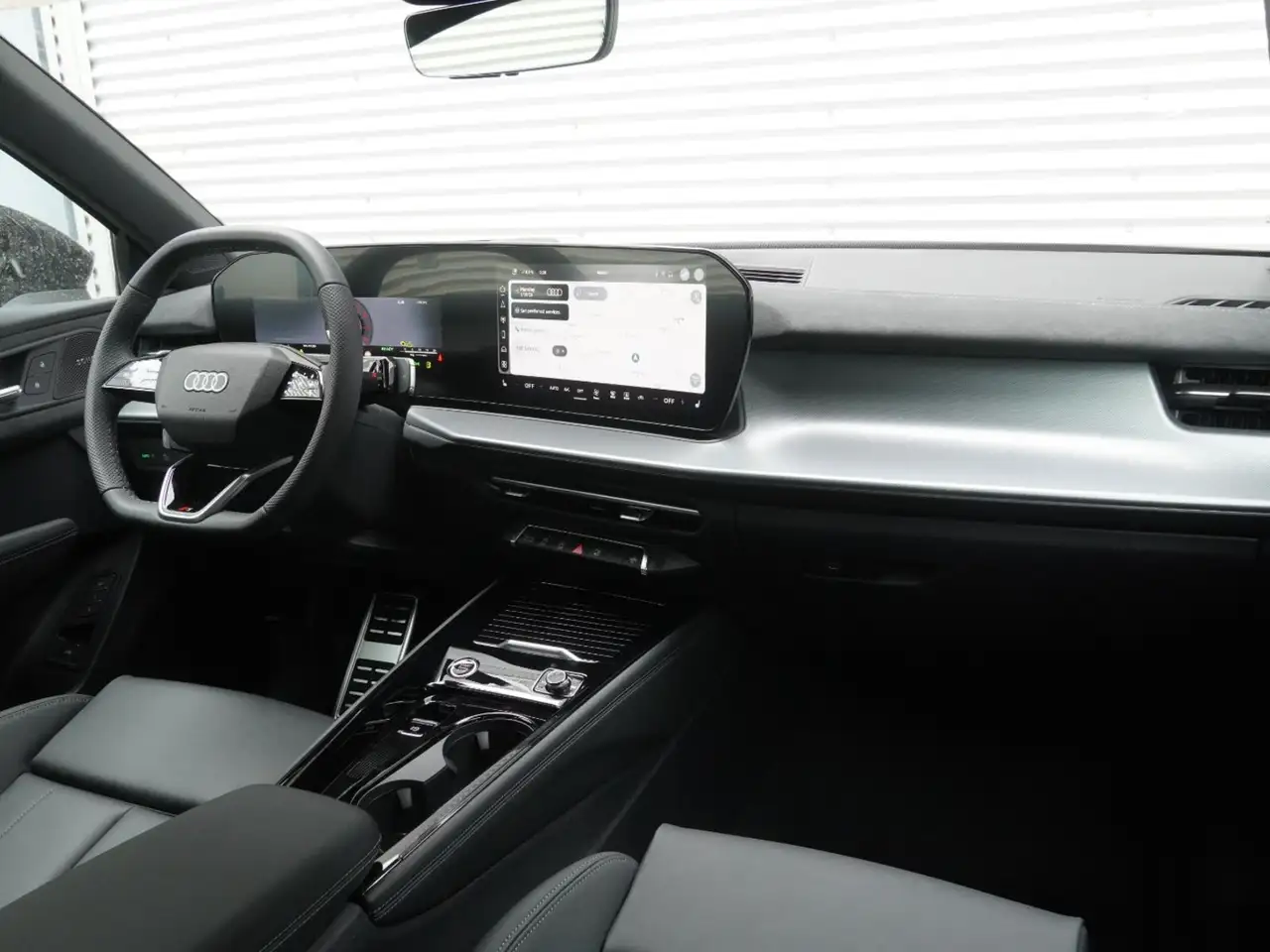 Audi Q3 photo Audi Q3