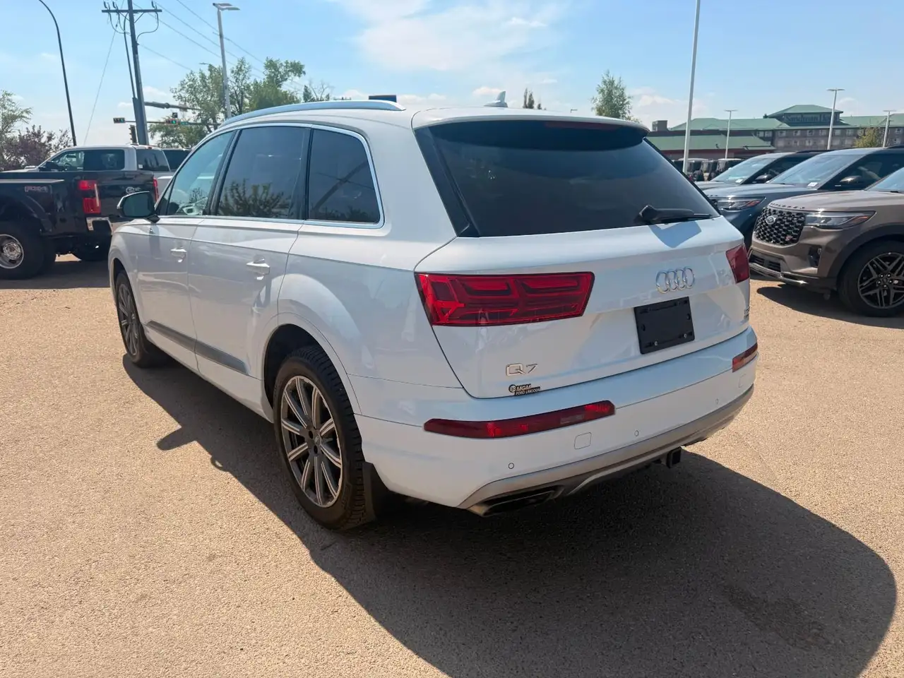 Audi Q7 снимка Audi Q7