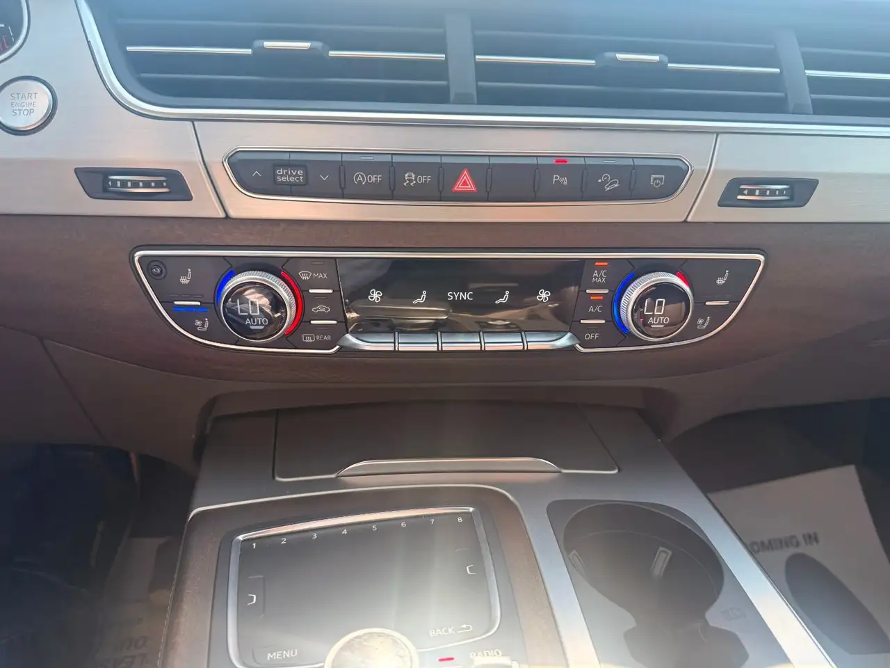 Audi Q7 снимка Audi Q7