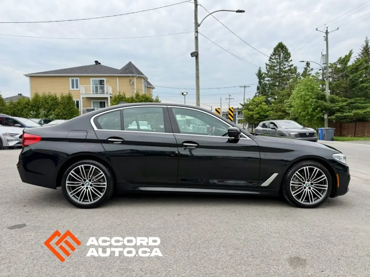 BMW 5 Series photo BMW 5 Series