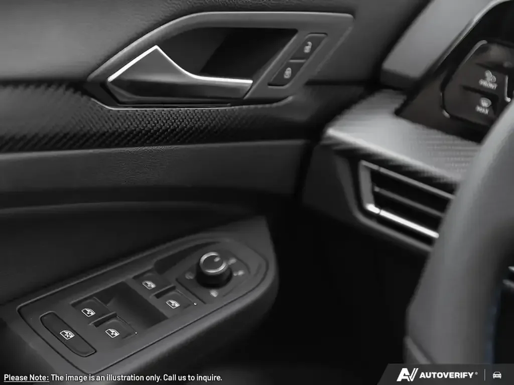Volkswagen Golf R photo Volkswagen Golf R