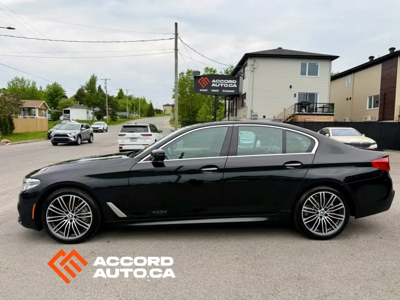 BMW 5 Series photo BMW 5 Series