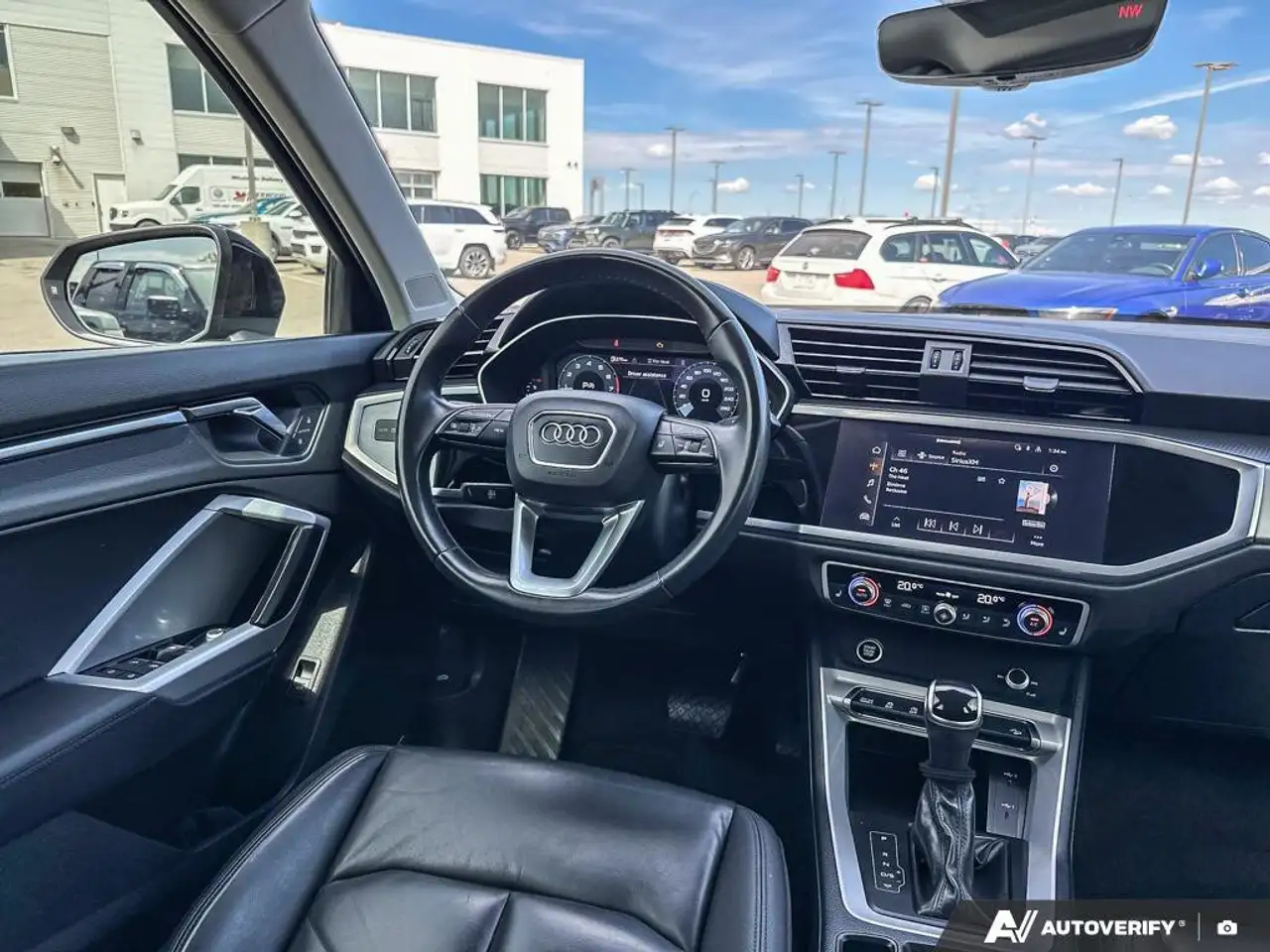 Audi Q3 photo Audi Q3